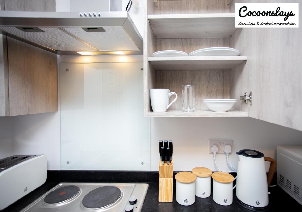 Cocooonstays Short Lets & Accommodation Slough Dış mekan fotoğraf
